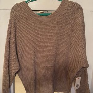 Billabong Sweater, lace up back, Size Small, NWT